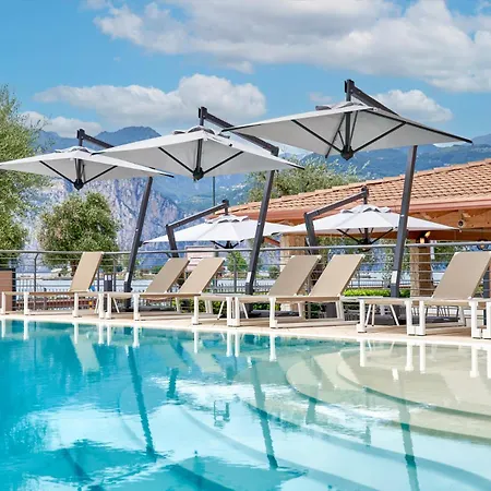 June Garda Lejlighedshotel Brenzone sul Garda
