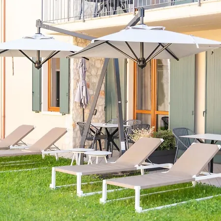 June Garda Lejlighedshotel 3*