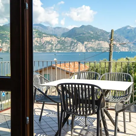 Lejlighedshotel June Garda 3*
