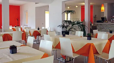 June Garda Lejlighedshotel