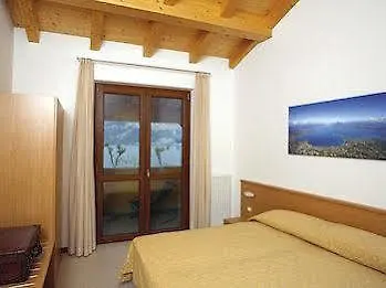 Lejlighedshotel June Garda
