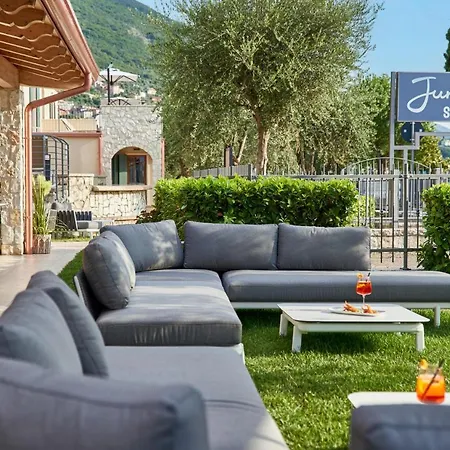 شقة فندقية June Garda 3*